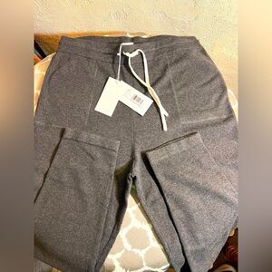 Johnny Was CALME Heather Gray Joggers Elastic Waistband and Tapered Leg XL